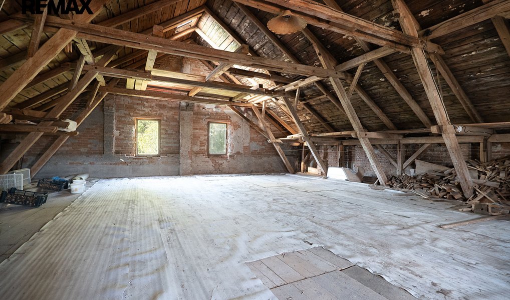Prodej domu 770 m² s pozemkem 9 150 m², Kundratice – náhled fotky 29