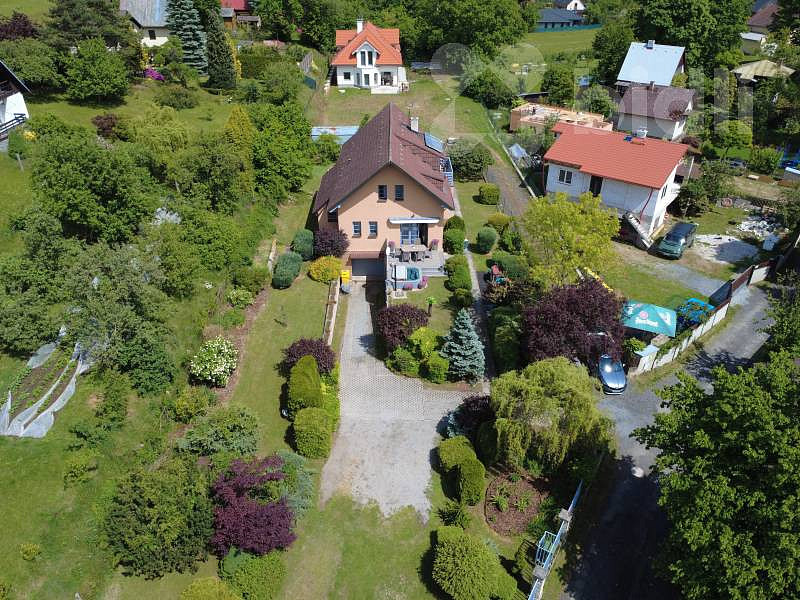 Prodej domu 214 m² s pozemkem 1 285 m²
