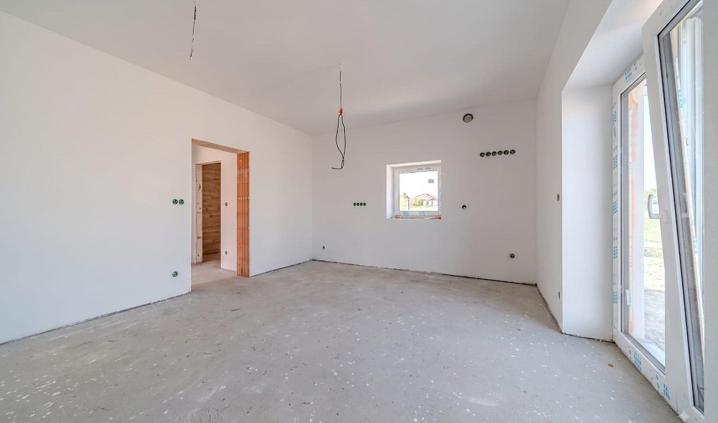 Prodej domu 125 m² s pozemkem 310 m², Stříbro – náhled fotky 10