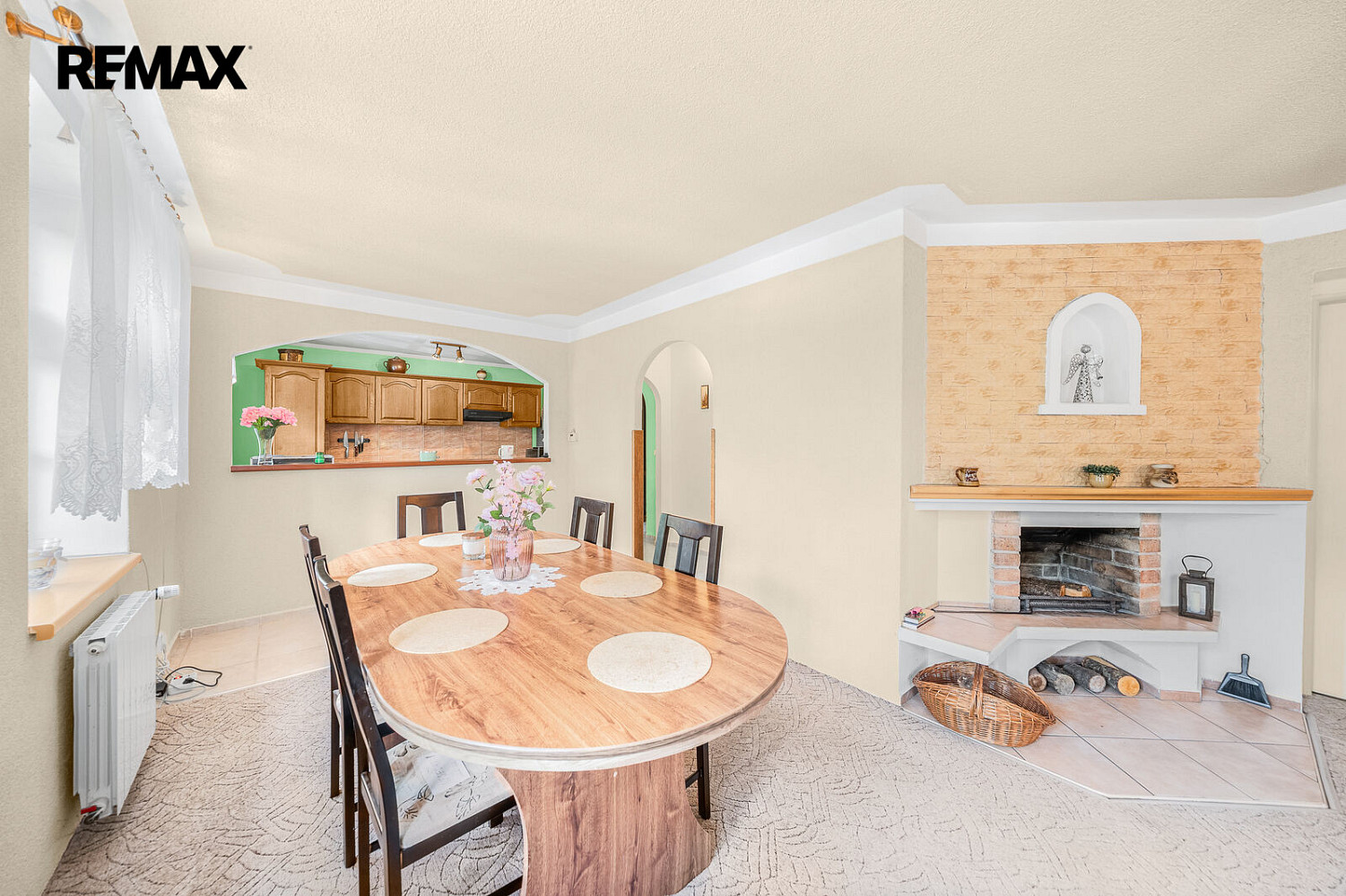 Prodej domu 269 m² s pozemkem 749 m² – fotografie 2