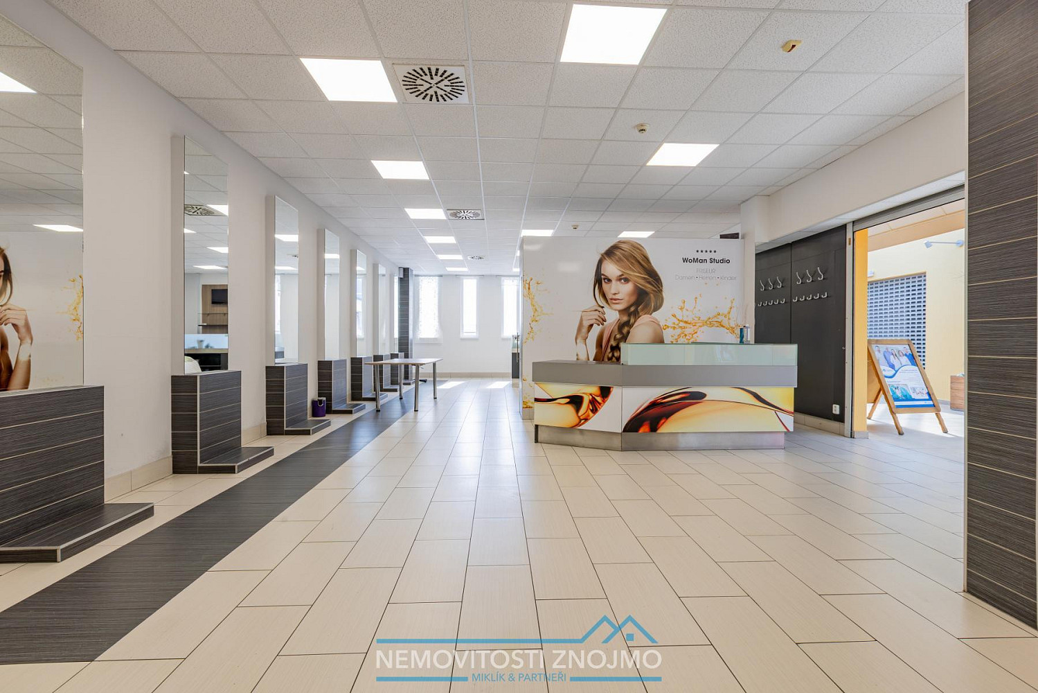Pronájem obchodních prostor 127 m² – fotografie 2