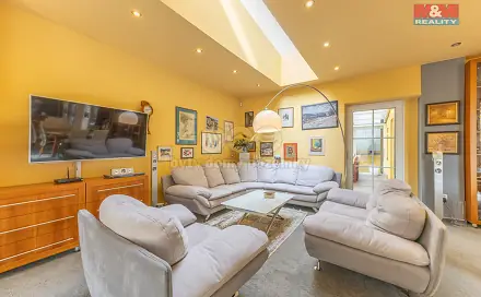 Prodej domu 300 m² s pozemkem 1 821 m², Krnovská, Město Albrechtice, okres Bruntál