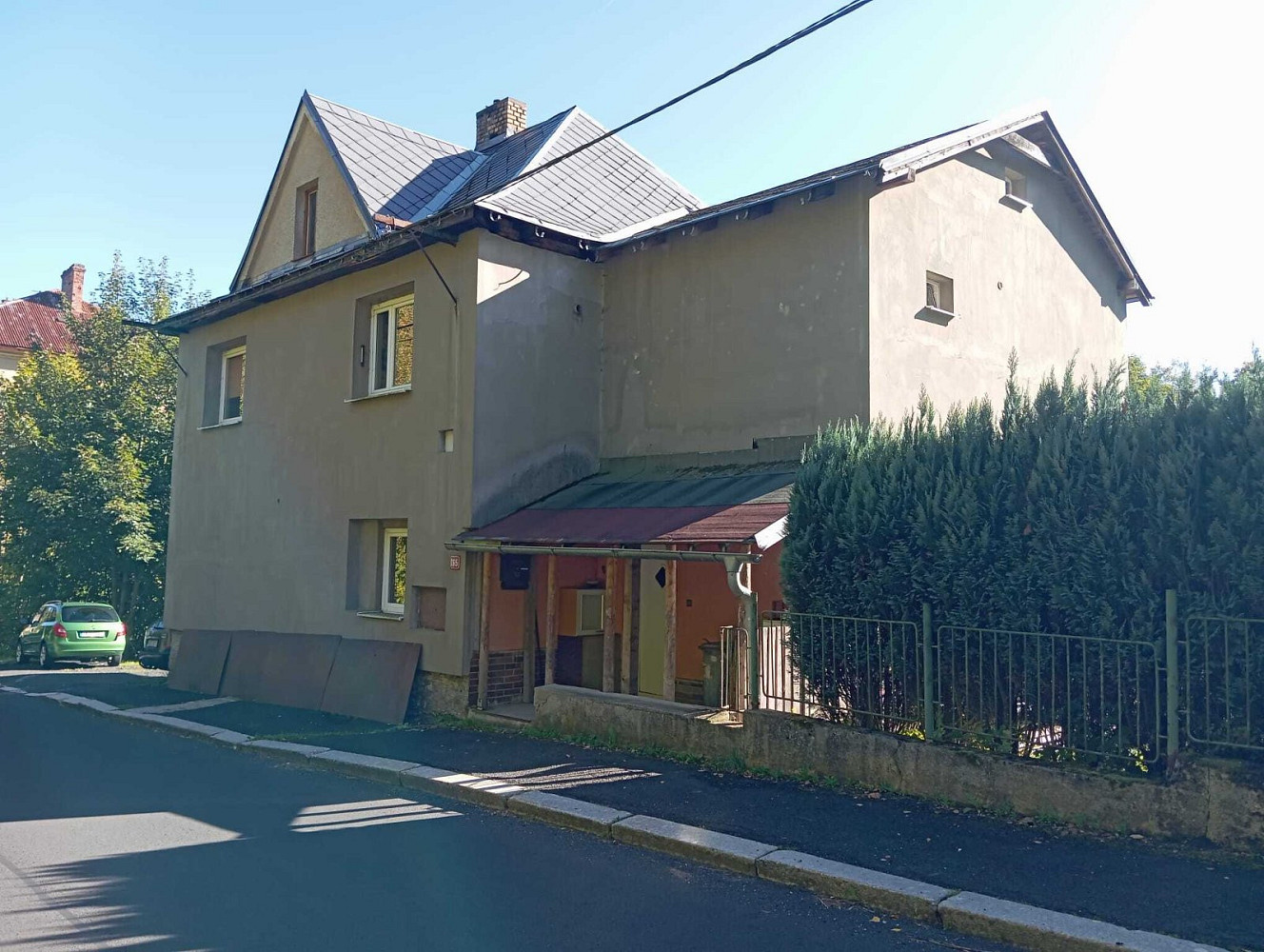 Prodej domu 120 m² s pozemkem 341 m²