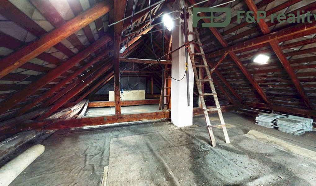 Prodej domu 197 m² s pozemkem 441 m², Strašice – náhled fotky 16