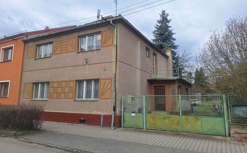 Prodej domu 220 m² s pozemkem 749 m², Na Palcátech, Kralovice, okres Plzeň-sever