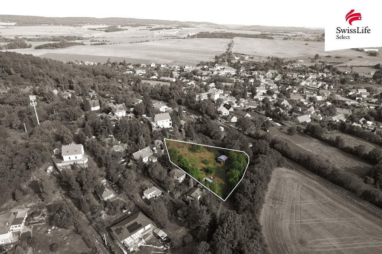 Prodej stavebního pozemku 2 227 m² – fotografie 4
