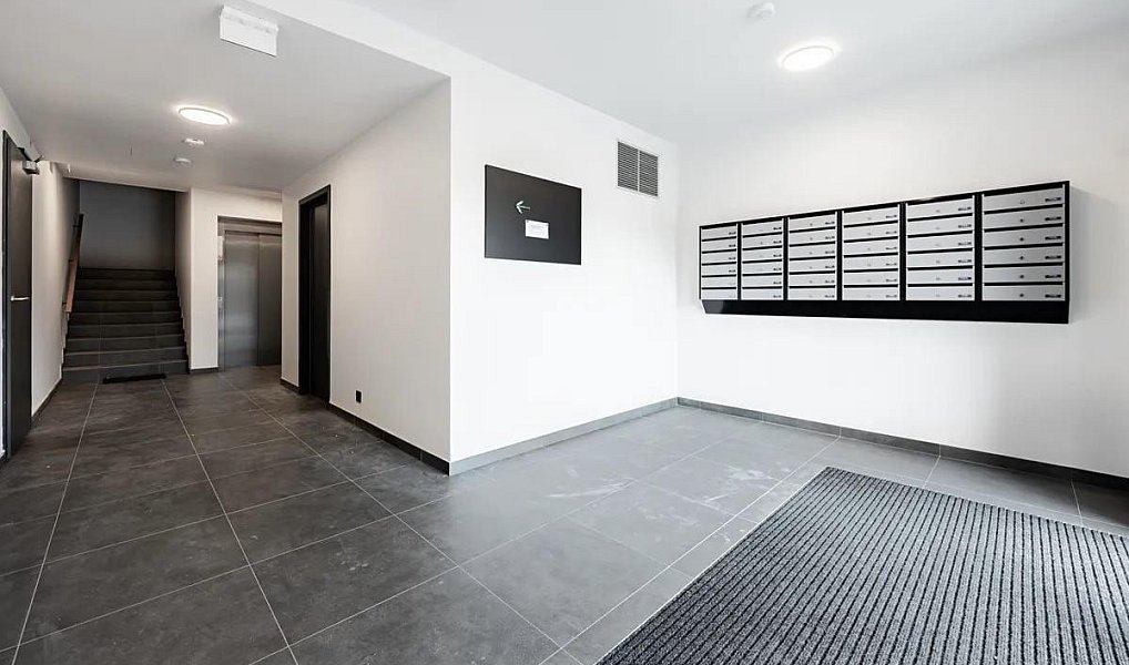 Pronájem bytu 2+kk 37 m², Praha – náhled fotky 4