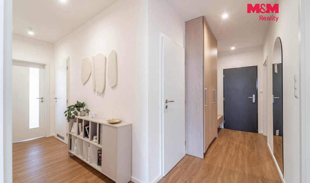 Prodej bytu 4+kk 96 m², Rokycany – náhled fotky 22