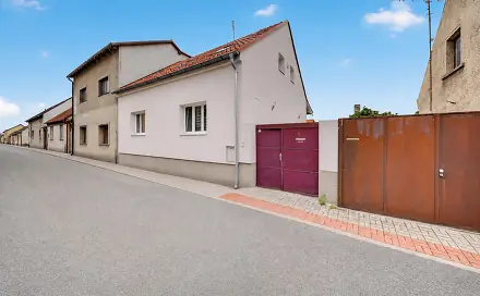 Prodej domu 150 m² s pozemkem 277 m², Václava Beránka, Kladno - Švermov