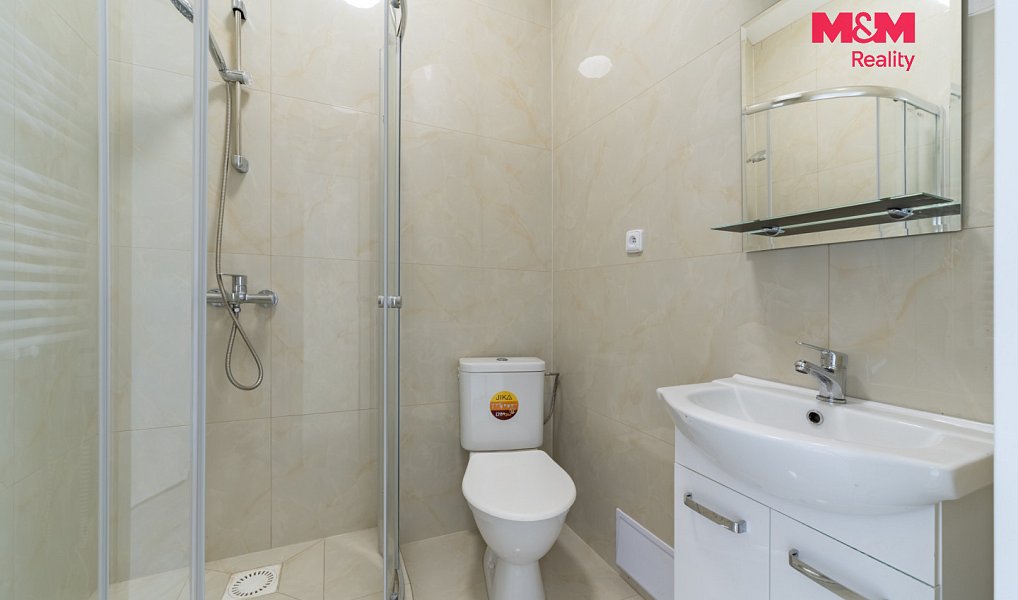 Pronájem bytu 1+kk 50 m², Cheb – náhled fotky 8