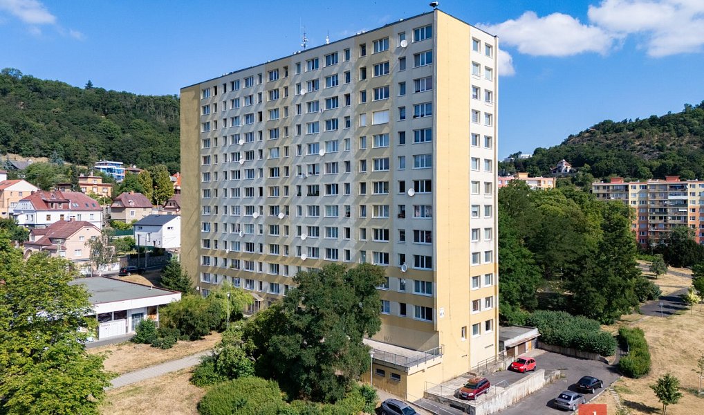 Prodej bytu 1+1, 34 m², Most
