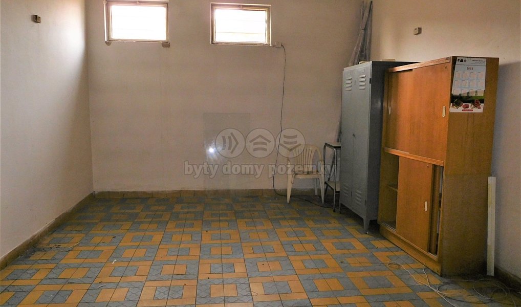 Prodej obchodních prostor 280 m², Měcholupy – náhled fotky 4