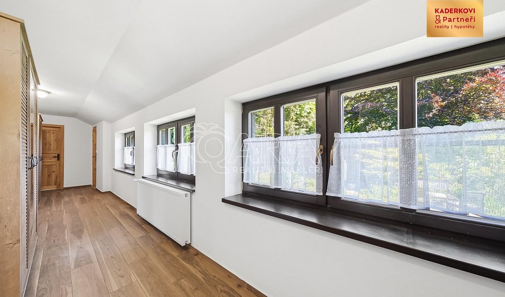 Prodej domu 154 m² s pozemkem 1 408 m², Buková – náhled fotky 47
