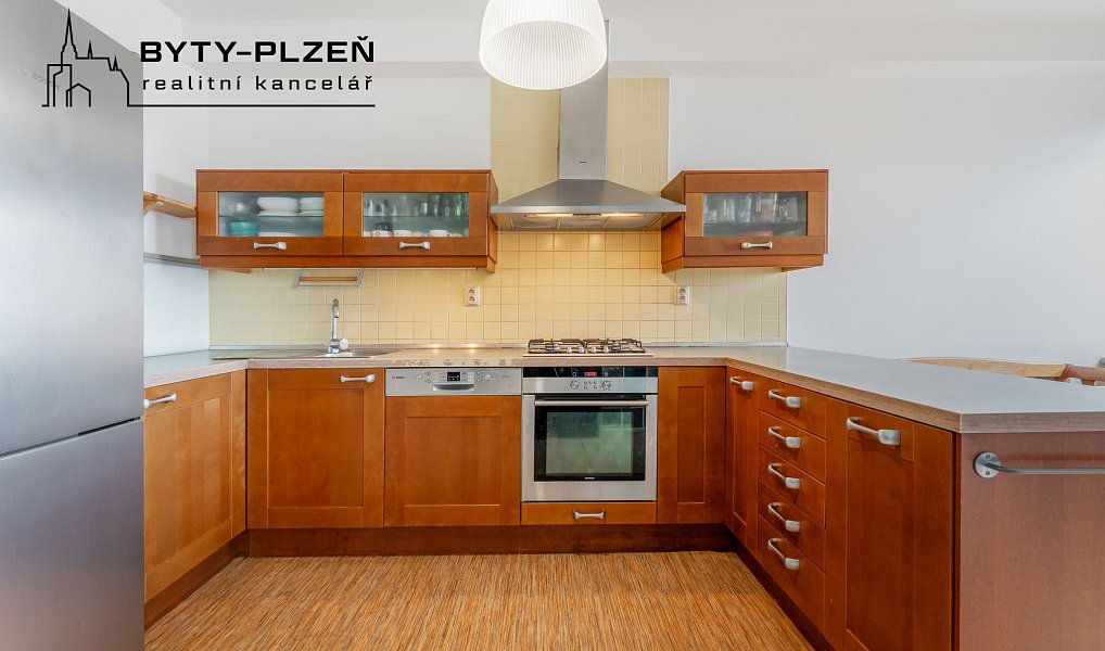Prodej bytu 3+1 85 m², Plzeň – náhled fotky 2