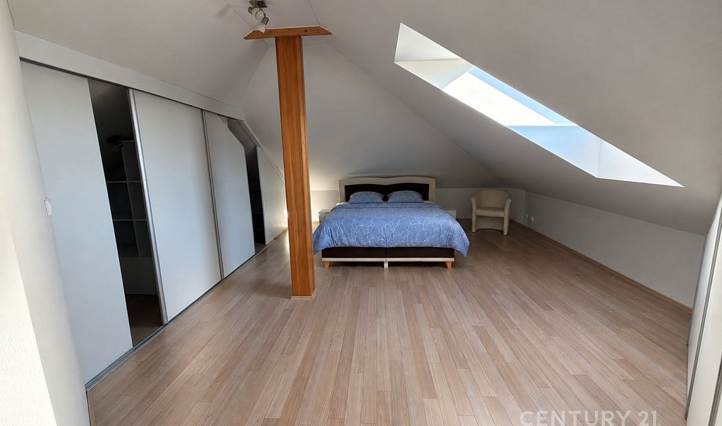Prodej domu 258 m² s pozemkem 1 073 m², Blovice – náhled fotky 30