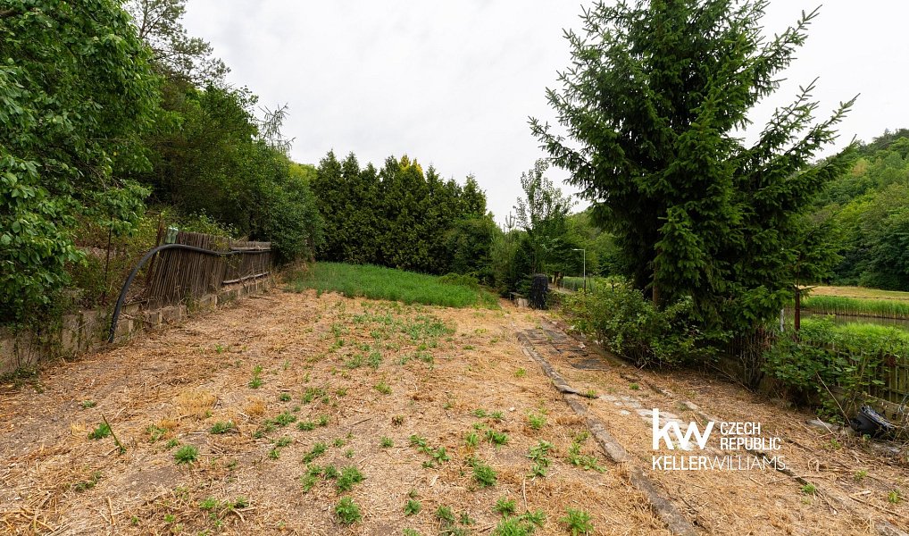Prodej domu 120 m² s pozemkem 2 073 m², Bílina – náhled fotky 24