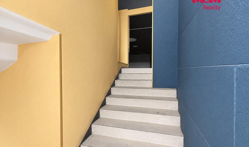 Pronájem obchodních prostor 237 m², Jesenice – náhled fotky 7