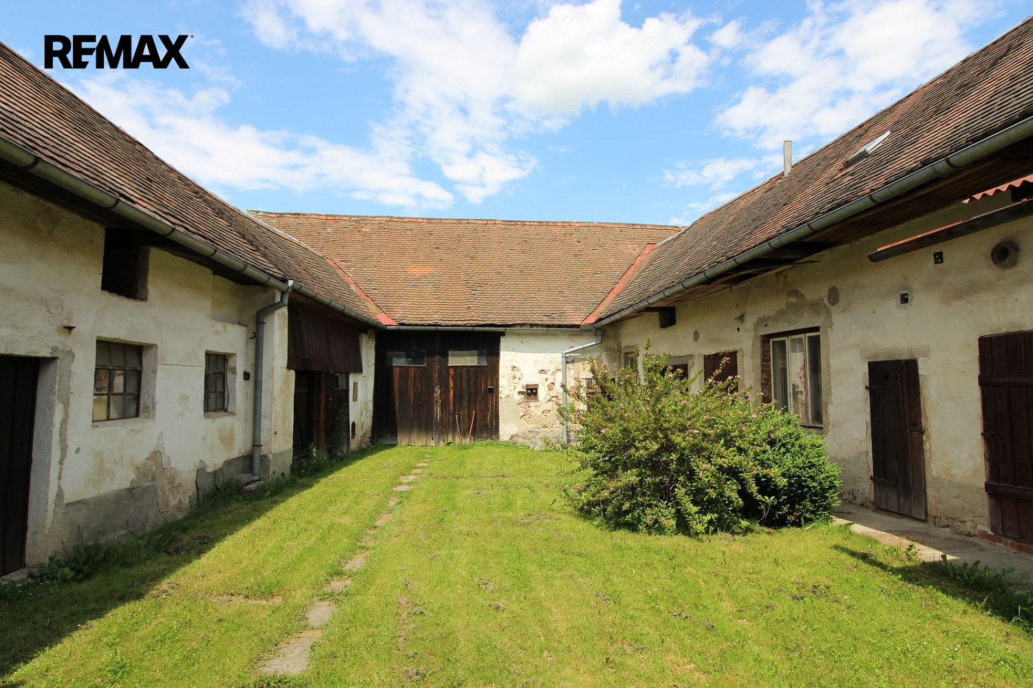 Prodej domu 470 m² s pozemkem 1 587 m² – fotografie 3