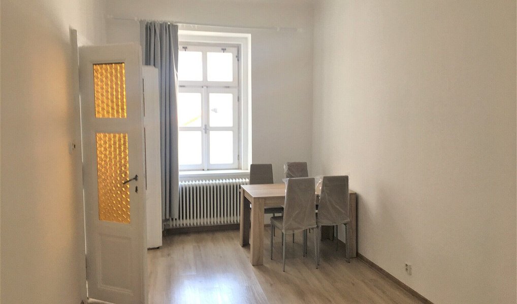 Pronájem bytu 3+1 65 m², Praha – náhled fotky 2