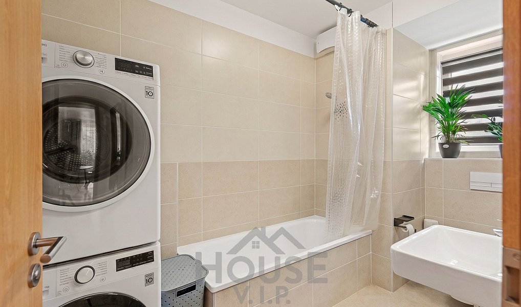 Prodej bytu 2+kk 60 m², Praha – náhled fotky 23