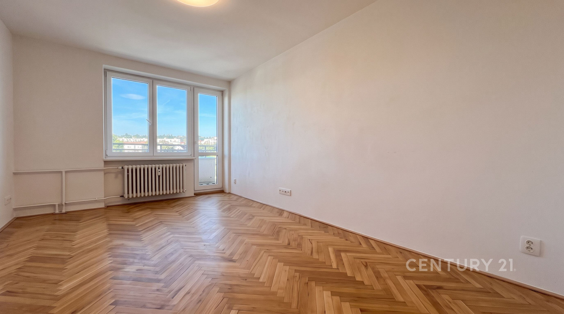 Pronájem bytu 3+1 72 m² – fotografie 2