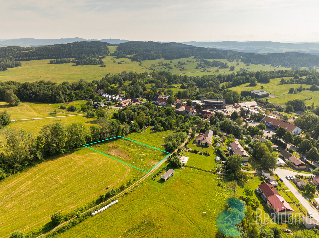 Prodej stavebního pozemku 2 259 m²