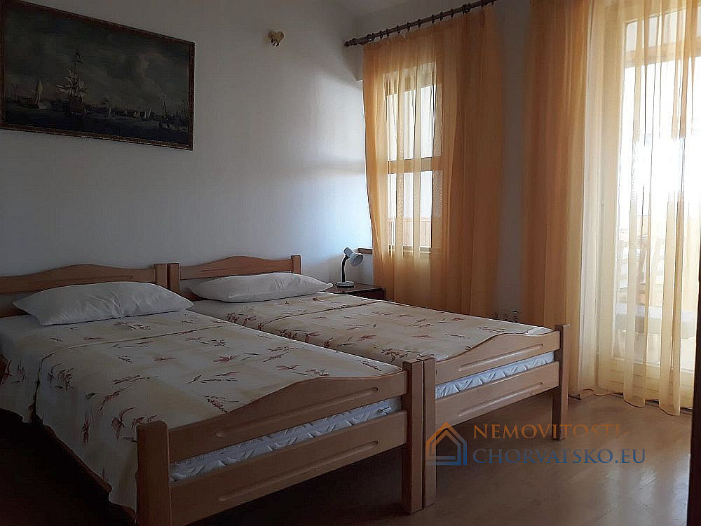 Prodej domu 90 m² s pozemkem 240 m² - Mehr