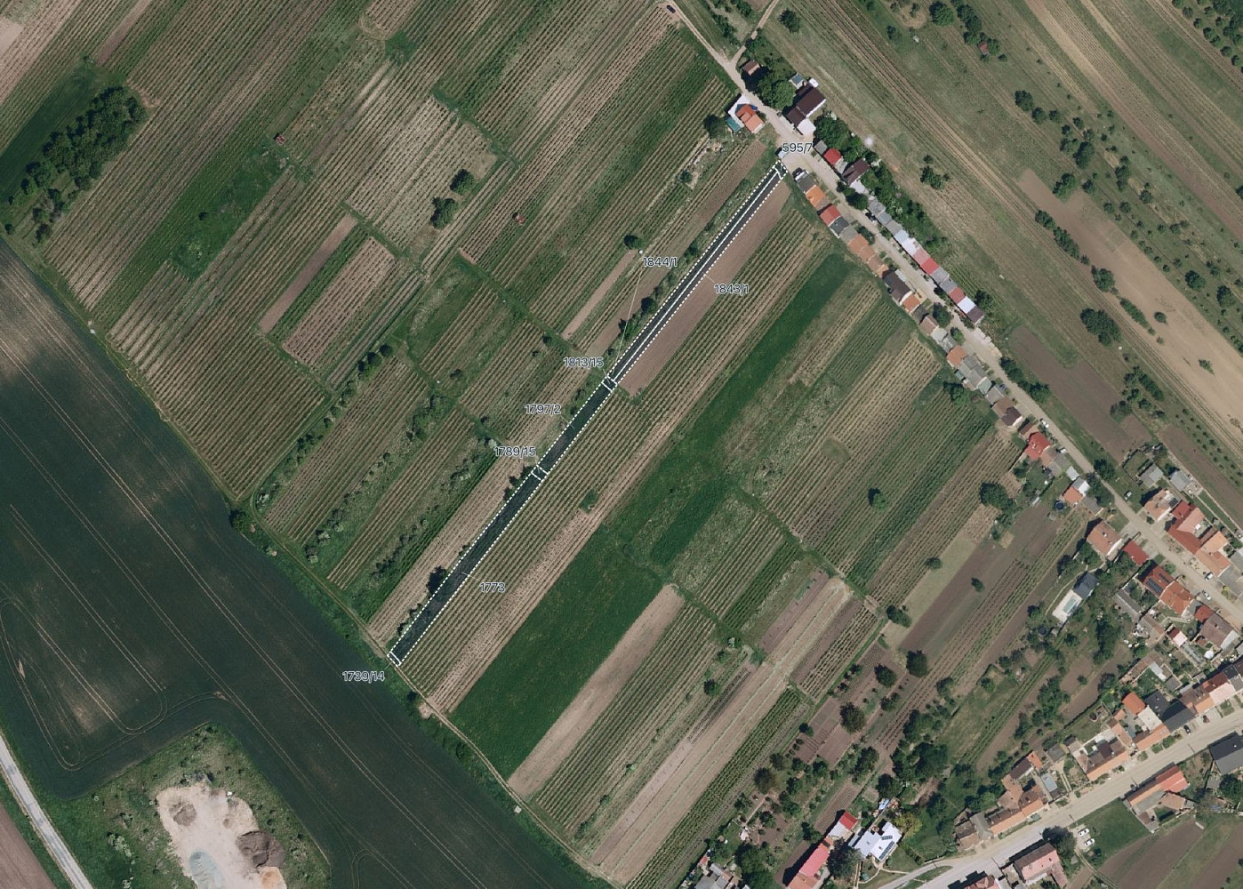 Prodej pole 6 005 m² — photo 2