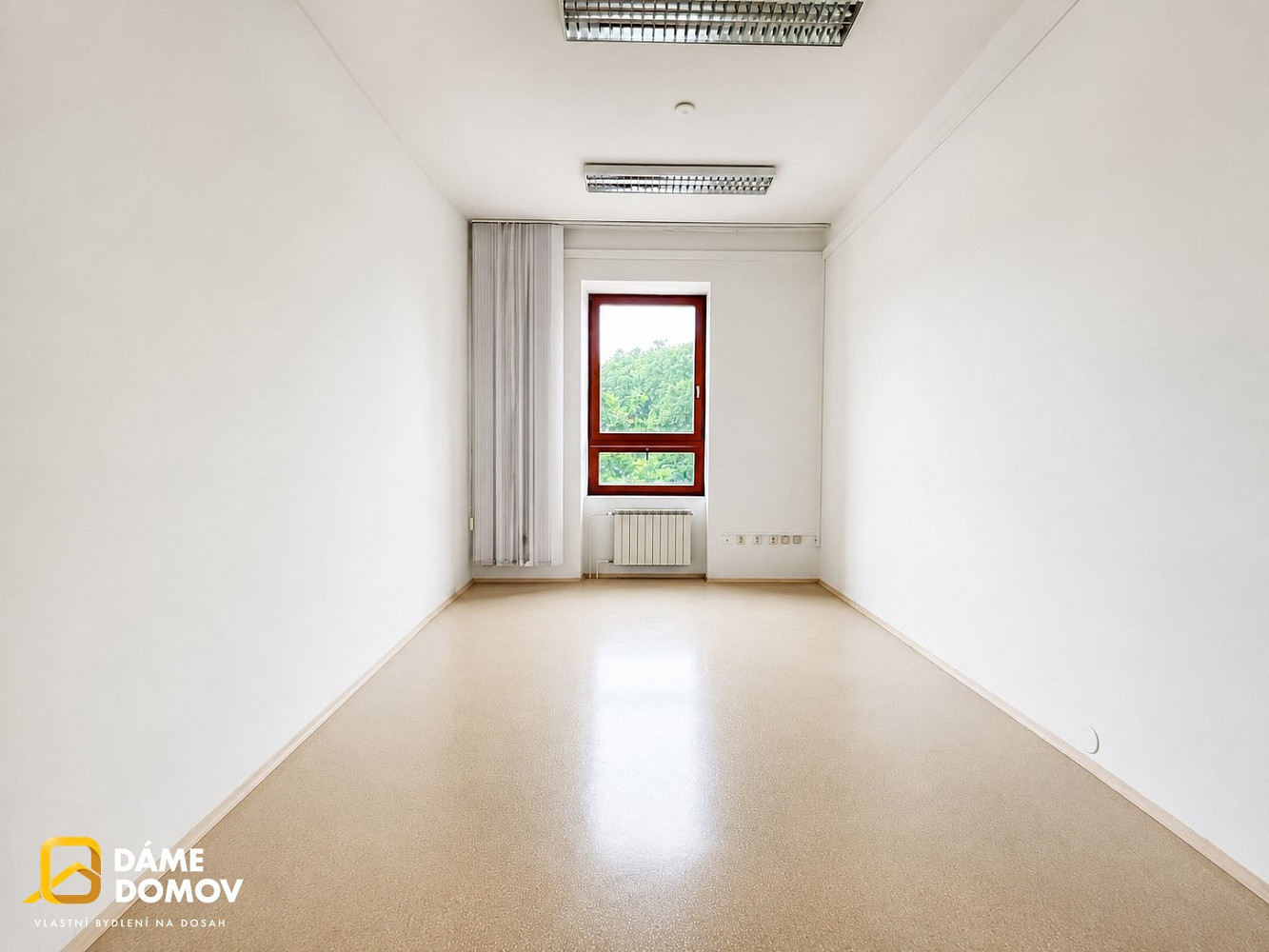 Pronájem obchodních prostor 20 m² – fotografie 4