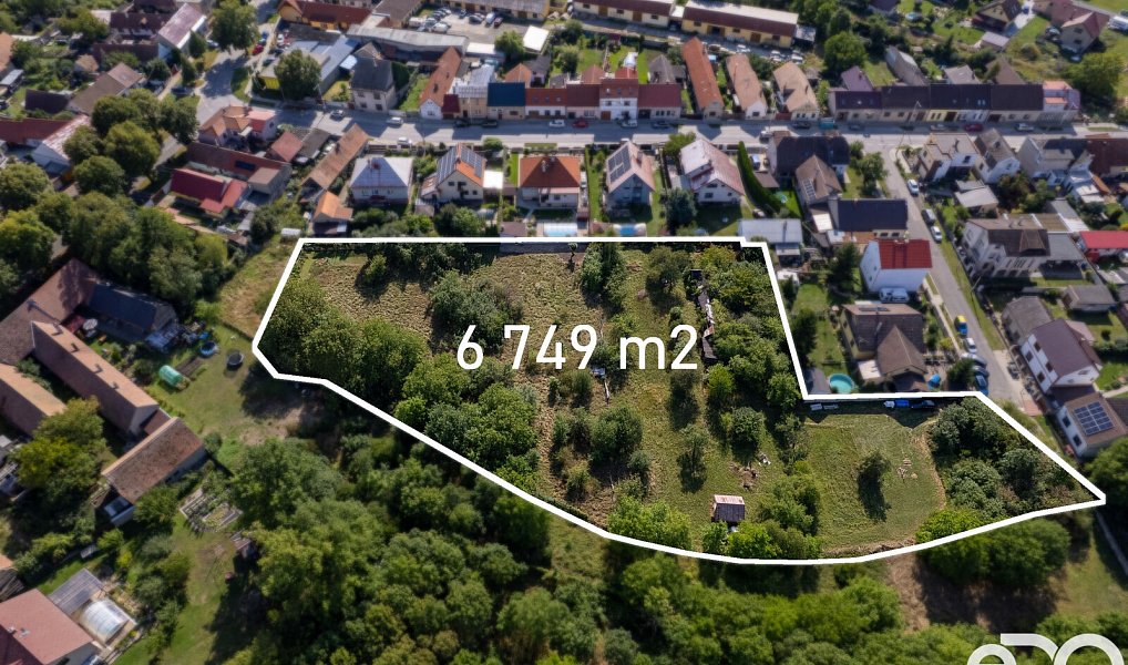 Prodej stavebního pozemku 6 749 m², Městec Králové – náhled fotky 3