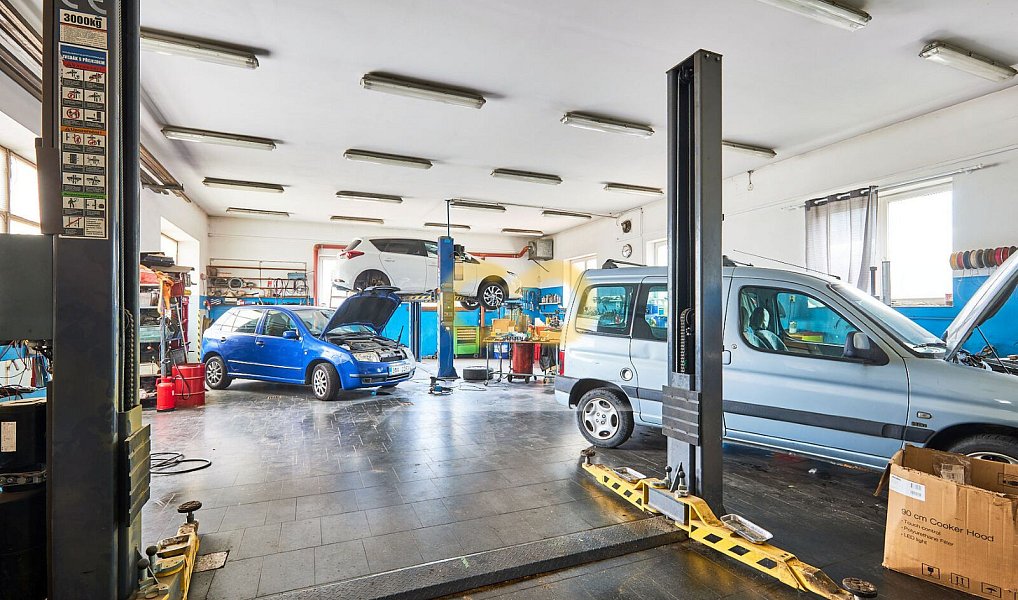 Prodej obchodních prostor 430 m², Písek – náhled fotky 2