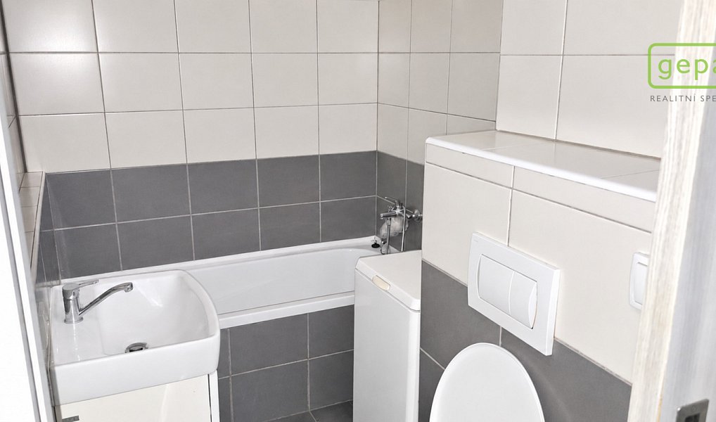 Pronájem bytu 3+1 57 m², Český Krumlov – náhled fotky 8