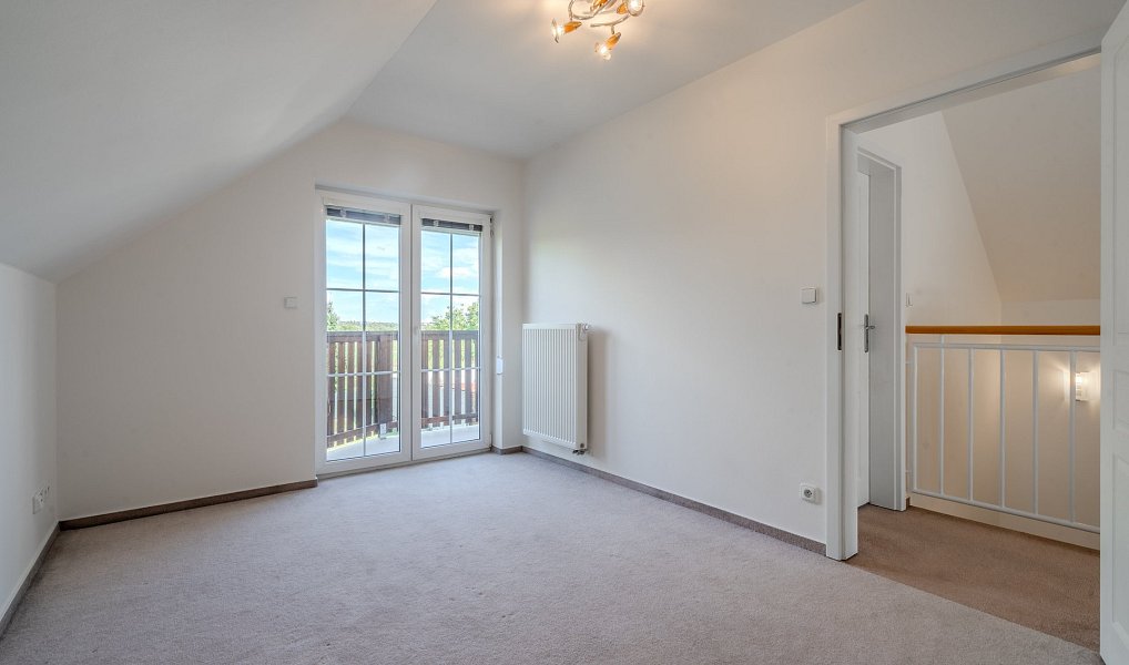 Prodej domu 190 m² s pozemkem 465 m², Hostivice – náhled fotky 22