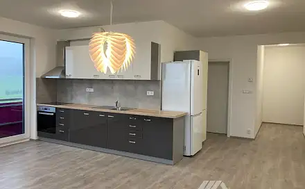 Pronájem bytu 2+kk 58 m², Komenského, Fryšták, okres Zlín