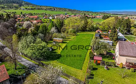 Prodej stavebního pozemku 4 472 m², Běštín, okres Beroun