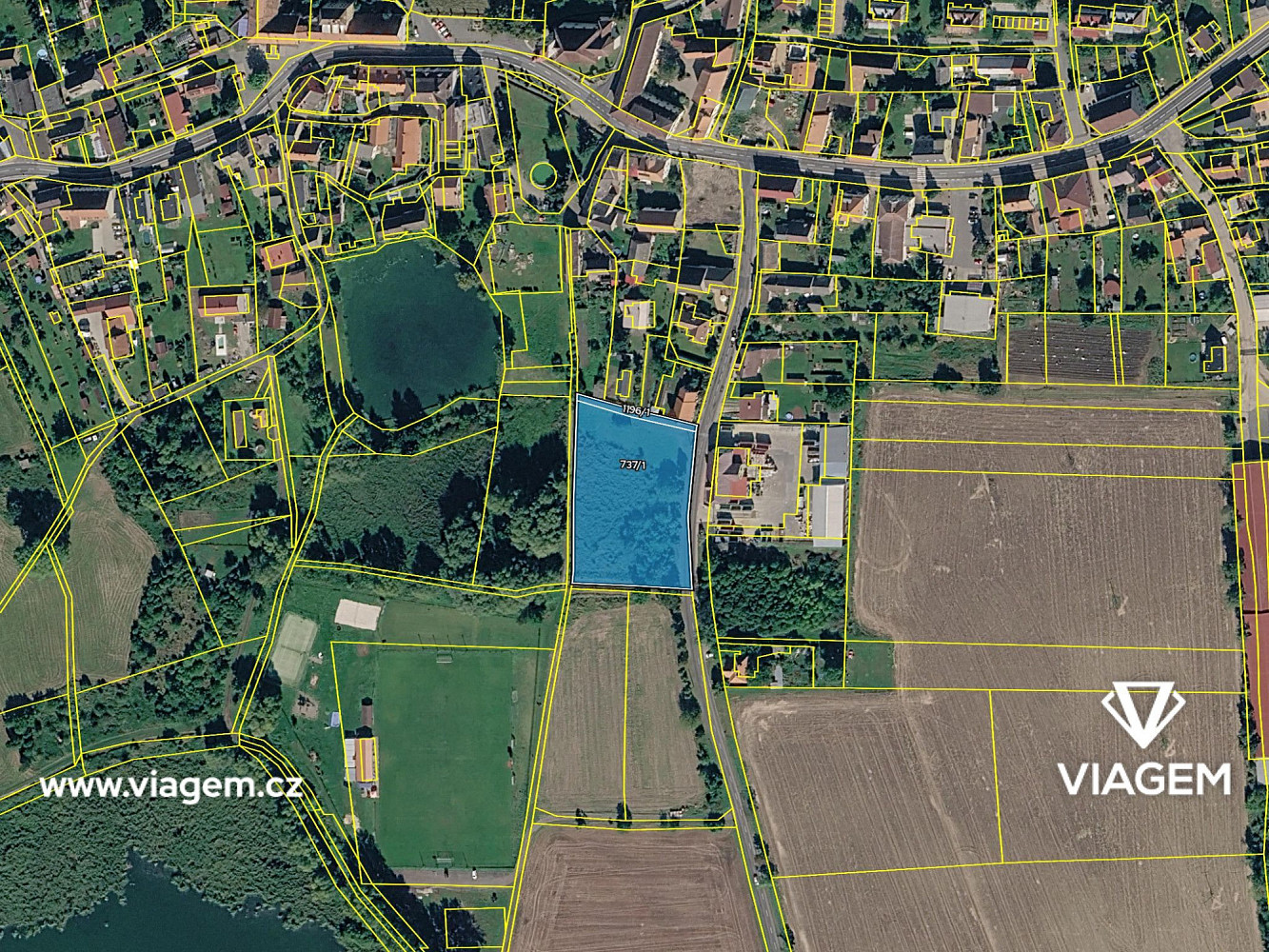 Prodej stavebního pozemku 484 m² – fotografie 4