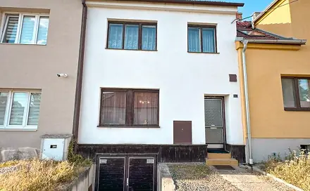 Prodej domu 120 m² s pozemkem 527 m², Hlavní, Rajhradice, okres Brno-venkov