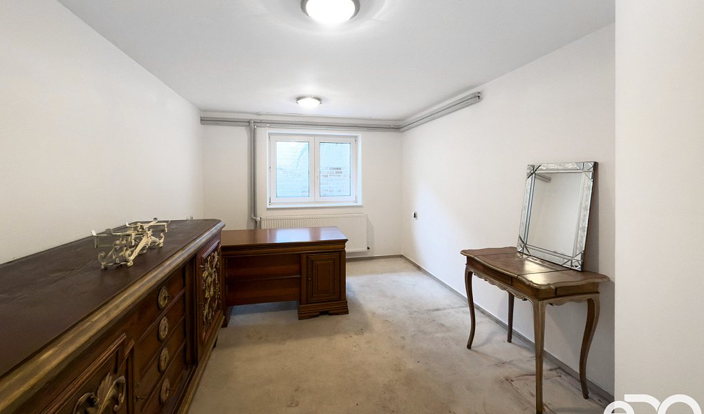 Prodej domu 388 m² s pozemkem 1 730 m², Senohraby – náhled fotky 32