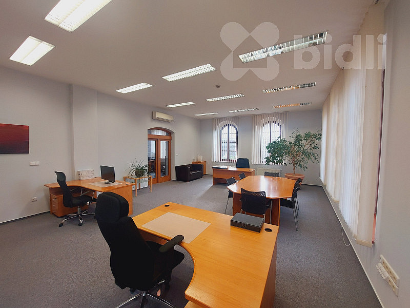 Pronájem kanceláře 100 m² — photo 5