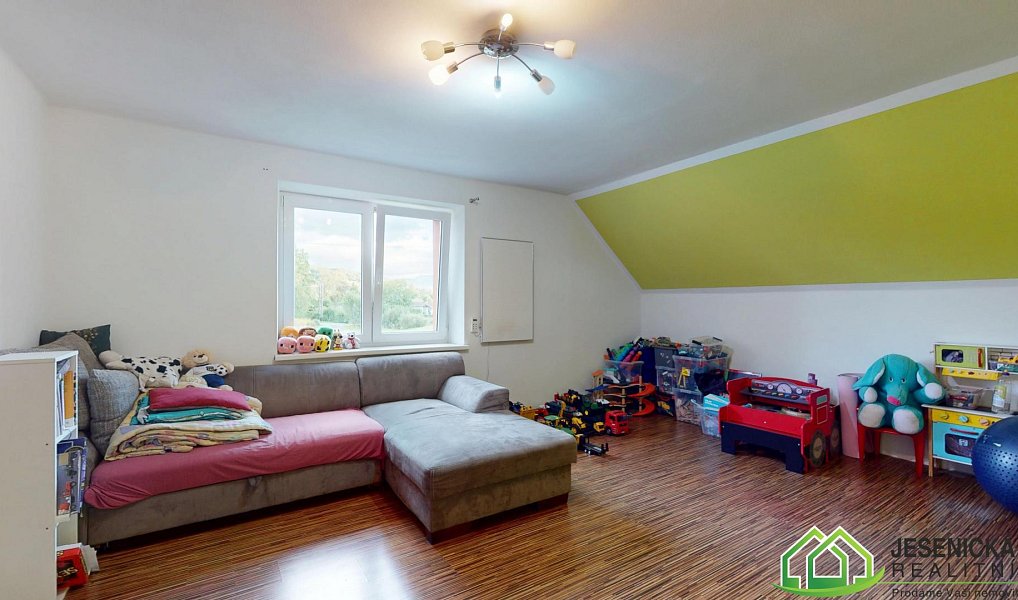 Prodej domu 120 m² s pozemkem 954 m², Stará Červená Voda – náhled fotky 25