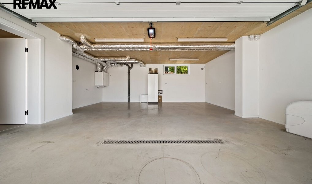 Prodej domu 167 m² s pozemkem 830 m², Šumice – náhled fotky 11