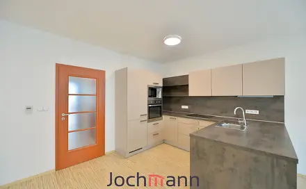 Pronájem bytu 2+kk 64 m², B. Smetany, České Budějovice - České Budějovice 3