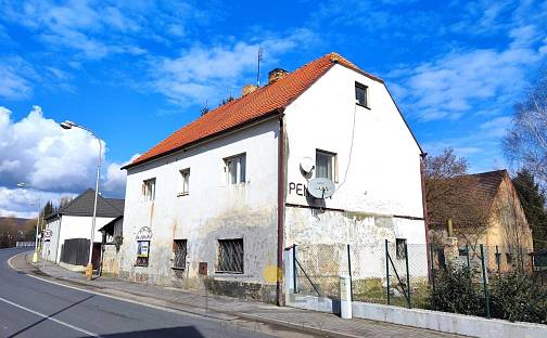 Prodej domu 190 m² s pozemkem 850 m², Podbořanská, Vroutek, okres Louny