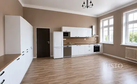 Pronájem bytu 3+kk 72 m², Pražská, Písek - Pražské Předměstí