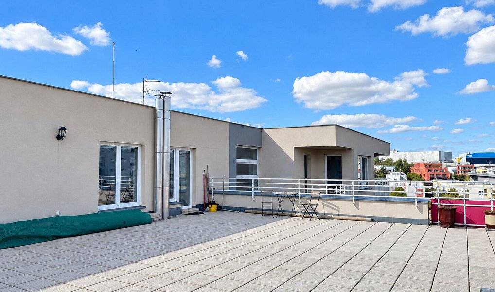 Prodej bytu 4+kk 100 m², Praha – náhled fotky 25