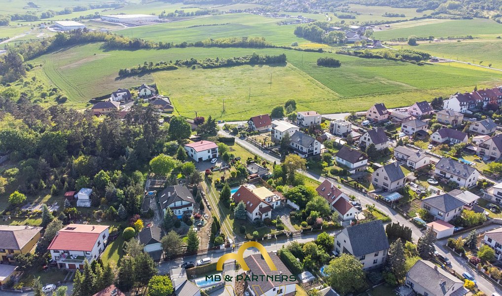 Prodej domu 232 m² s pozemkem 978 m², Zdice – náhled fotky 48