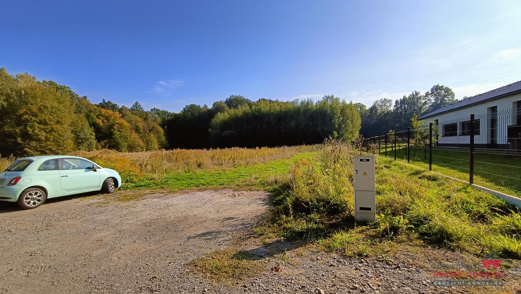 Prodej stavebního pozemku 1 809 m² – fotografie 4