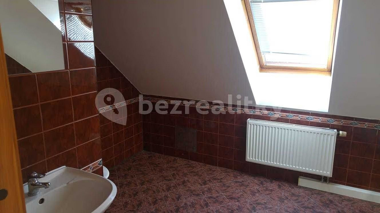 4+1 House in Praha, Dolní Chabry – další