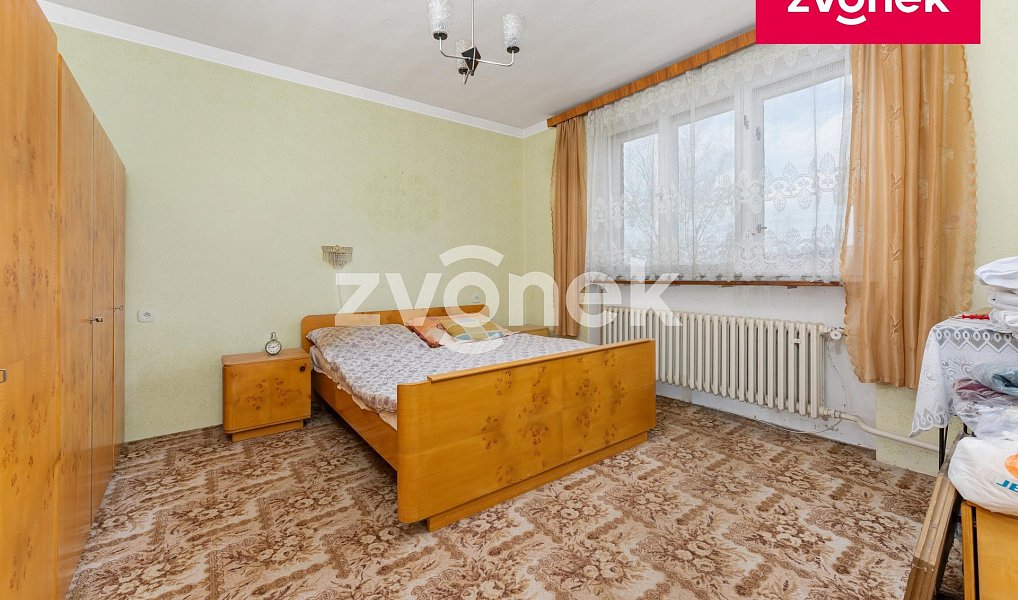 Prodej domu 250 m² s pozemkem 1 184 m², Lukov – náhled fotky 13