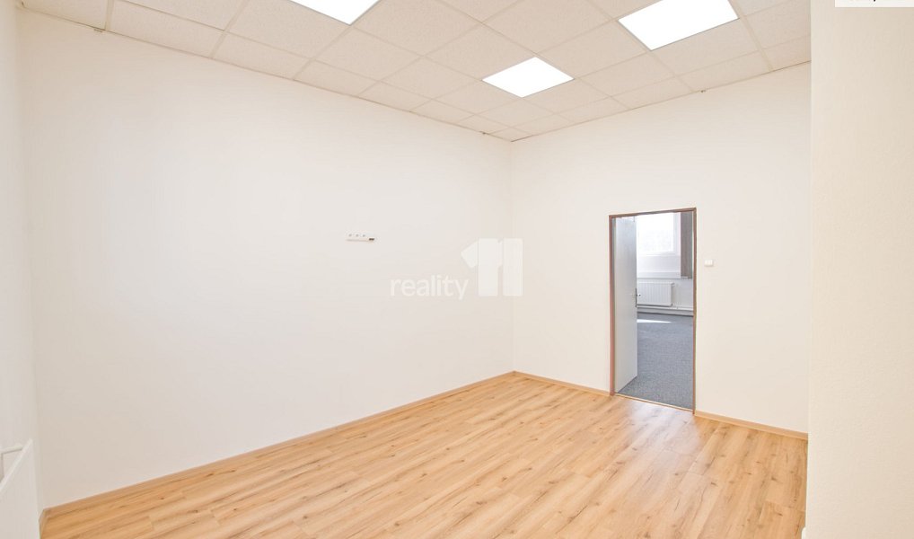 Pronájem kanceláře 68 m², Liberec – náhled fotky 16
